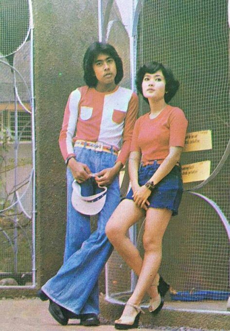 1970s Asian Fashion, Philippines 90s Aesthetic, 80s Filipino Fashion, 90s Fashion Philippines, 1970s Philippines, 90s Style Outfits, Filipino Vintage, Philippines Fashion, Filipino Fashion