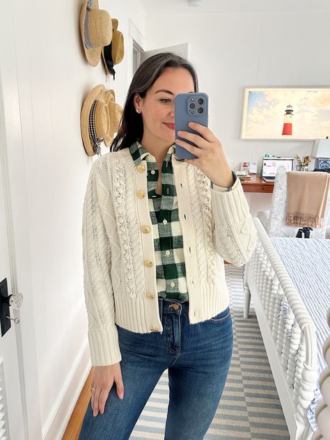 Cable Knit Cardigan Outfit, Cable Knit Sweater Outfit, Knit Cardigan Outfit, Spring Sweater Outfits, Chunky Cable Knit Cardigan, White Knit Cardigan, White Sweater Cardigan, Knit Sweater Outfit, Cable Cardigan