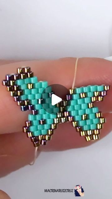 Butterfly Perler Bead Pattern, Seed Bead Butterfly, Brick Stitch Tutorial, Sulam Manik, St Valentin, Bead Patterns, Brick Stitch, Beading Tutorials, Bead Weaving