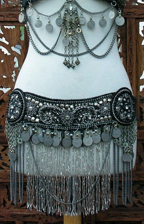 Costumes amazing bead work beads beadwork tribal exotic belly dancer burner Dancing Outfit, Beaded Dresses, Belly Dance Belt, Belly Dancing Classes, Dance Attire, Dance Belt, Belly Dance Outfit, Jitterbug, Belly Dance Costume