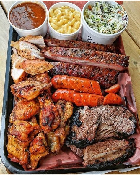 Bbq Platter, Amazing Food Platters, Summer Ball, Food Truck Menu, Banana Oat Muffins, Good Morning Breakfast, Dream Food, Banana Oat, Meat Platter