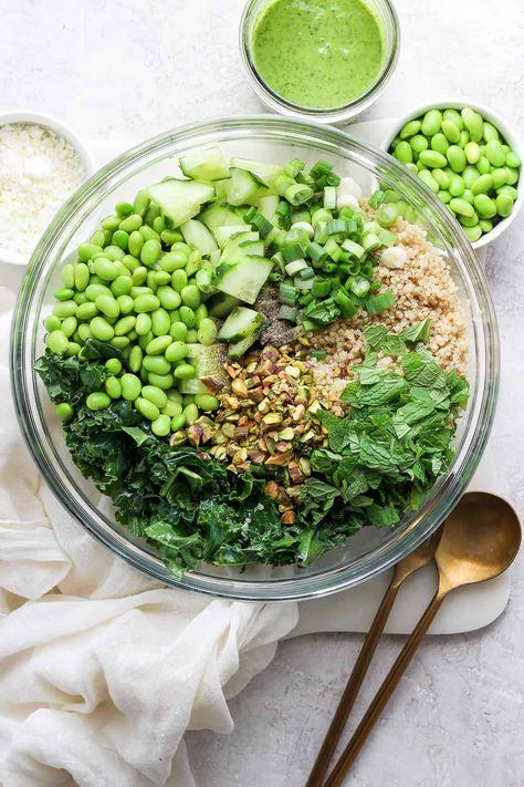 Green Goddess Quinoa Salad - Fit Foodie Finds Green Goddess Quinoa, Fit Foodie Finds, Goddess Dressing, Quinoa Salat, Green Goddess Dressing, Fit Foodie, Quinoa Salad Recipes, Green Goddess, Quinoa Salad