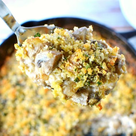 Unstuffed Mushroom Casserole Stuffed Mushroom Casserole, Stuffed Mushrooms Cream Cheese, Casserole With Cream Cheese, Salty Side Dish, Easy Side Dishes, Mushroom Side Dishes, Mushroom Casserole, Baked Mushrooms, Corn Casserole Recipe