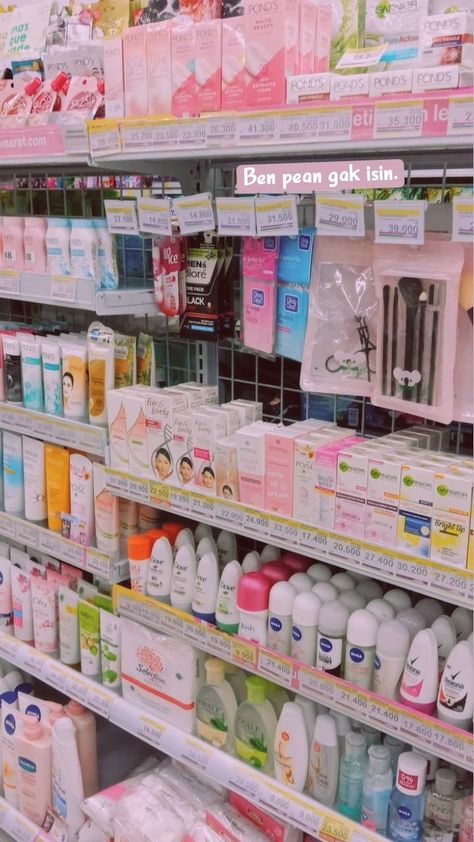 Skincare Shopping Aesthetic, Pap Skincare Aesthetic, Pap Belanja Skincare, Alfamart Aesthetic, Belanja Skincare, Pap Skincare, Meka Up, Barang Aesthetic, Frame Mockup Free