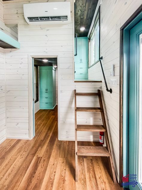 10x10 Tiny House, Diy Tiny Home On Wheels, Tiny House On Wheels Interior, Tiny House On Wheels Floor Plans, Tiny Home With Standing Loft, Tiny House 3 Bedroom, Double Loft Tiny House, Tiny House With Stand Up Loft, Tiny House Standing Loft