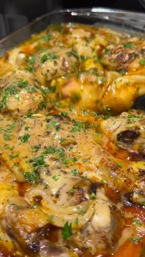 Baked Chicken With Chicken Broth, Chicken Leg Recipes Oven, Chicken Legs Recipes, Oven Baked Chicken Legs, Garlic Baked, Roasted Garlic Chicken, Chicken Bouillon, Cooking Chicken, Garlic Butter Chicken