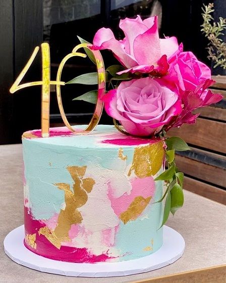 gorgeous modern female modern birthday cake Cake 40th Birthday Woman, Womens Bday Cake Ideas, 40th Cake Ideas, 40th Cake Ideas Women, 40 Birthday Cakes For Women, Cake Designs For Ladies, Women’s Birthday Cake, 40th Birthday Cake Ideas For Women, Adult Birthday Cake