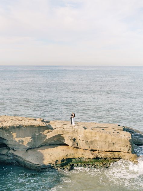 Sunset Cliffs Proposal by San Diego photographer Camila Margotta. Proposal & Engagement Session Inspo Proposal Sunset, Mission San Juan Capistrano, Sunset Cliffs, San Diego Engagement, Extraordinary Moments, Balboa Park, Romantic Photos, Proposal Engagement, Engagement Photo Inspiration