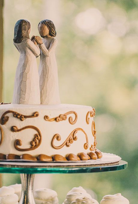 Brides.com: . A rustic cake topper of two brides carved in wood. Lesbian Wedding Topper, Cakes For Spring, Spring Wedding Cakes, Classic Wedding Cakes, Gay Wedding Cake Toppers, Bright Cakes, Wlw Wedding, Gay Wedding Cakes, Fairytale Land