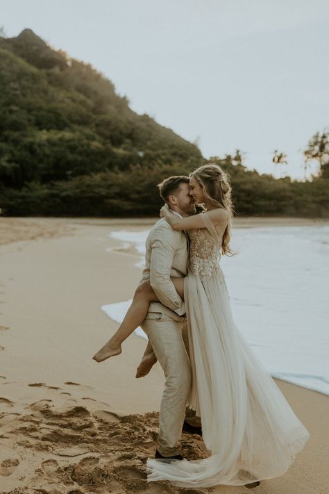 Hawaii elopement Hawaiian wedding Beach elopement Tropical wedding Destination elopement Maui elopement Oahu elopement Kauai elopement Big Island elopement Hawaii wedding photographer Hawaii wedding planner Hawaii wedding venues Hawaiian elopement dress Hawaiian elopement ideas Hawaii elopement packages Hawaiian elopement ceremony Hawaii elopement inspiration Sunset elopement Hawaii Hawaii elopement decorations Intimate wedding Hawaii Kauai wedding Hawaii Destination Wedding Elopement Decorations, Small Hawaii Wedding, Elopement Ideas Hawaii, Hawaii Wedding Venues, Hawaiian Elopement, Hawaii Wedding Dress, Kauai Elopement, Maui Elopement, Oahu Elopement