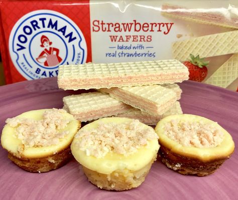 Strawberry Wafer Cheesecake, Strawberry Wafer Cookie Cheesecake, Strawberry Wafers, Cheesecake Flavors, Cookies Cheesecake, Wafer Cookie, Caramel Recipe Easy, Redhead Mom, Cheesecake Strawberry