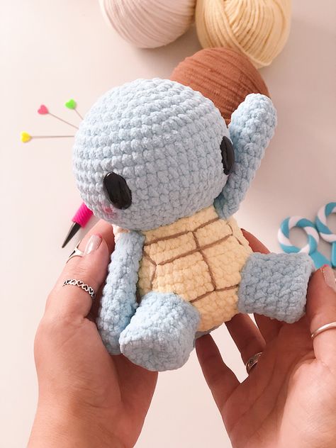 Crochet Squirtle Pokemon, Squirtle Crochet Pattern Free, Squirtle Crochet, Pokémon Crochet, Pokemon Amigurumi, Pokemon Crochet, Crochet Pokemon, Easy Crochet Animals, Crochet Plushie