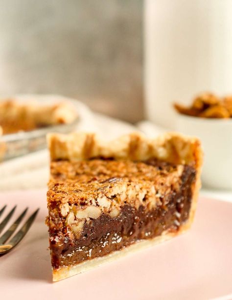 Brownie Pecan Pie, Fudge Brownie Pie, Gooey Pecan Pie, Pecan Fudge, Pecan Brownies, Yummy Pie Recipes, Brownie Pie, Homemade Pie Crust, Fudge Pie