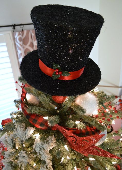 Unusual Christmas Tree Toppers, Top Hat Christmas Tree, Hat Christmas Tree Topper, Christmas Tree Topper Hat, Decorated Ornaments, Snowman Tree Topper, Unusual Christmas Trees, Christmas Tree Hat, Diy Christmas Tree Topper