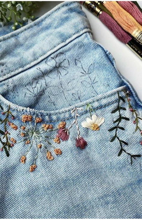 Things To Embroider On Jeans, Diy Jean Embroidery, Embroidered Jeans Flowers, Embroidered Jeans Diy Simple, How To Embroider Jeans, Craft Trends For 2023, Jean Jacket Embroidery Diy, Jeans Embroidery Diy, Jean Embroidery Ideas