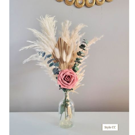 Small Pampas Grass Centerpiece, Pink Pampas Centerpiece, Pampas Roses Centerpiece, Pink Boho Baby Shower Centerpieces, Pampas Baby Shower Centerpiece, Centerpieces Boho Wedding, Pampas Centerpiece, Palm Leaf Centerpiece, Pampas Grass Centerpiece