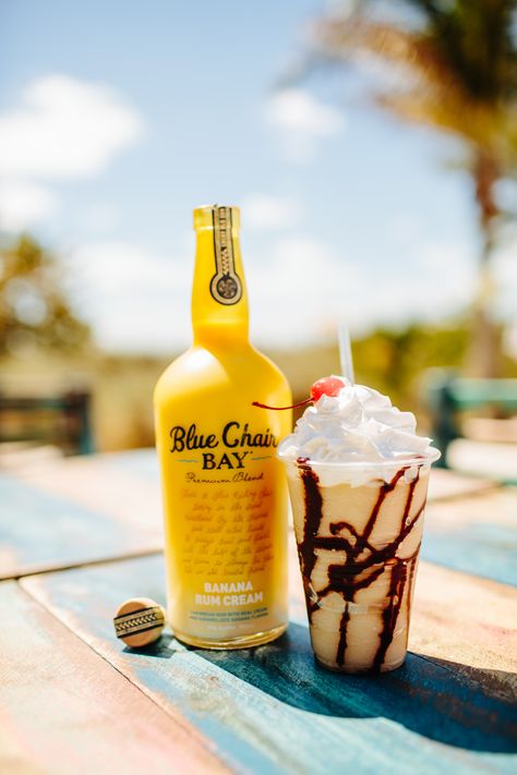 Blue Chair Bay Banana Rum Cream Recipes, Banana Rum Drinks, Pineapple Rum Cream, Apricot Smoothie, Banana Rum, Rum Cream, Rum Recipes, Coffee Liqueur, Pineapple Rum