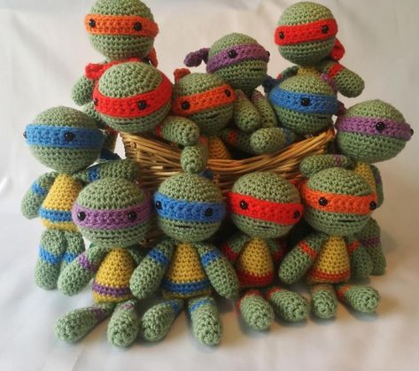 Crochet Patterns Free Amigurumi, Crochet Ninja Turtle, Crochet Shrug Pattern Free, Crochet Critters, Crochet Turtle Pattern, Crochet Pillow Cases, Learn Crochet, Baby Boy Crochet Blanket, Crochet Squares Afghan