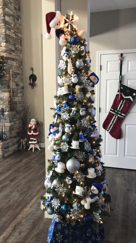 Blue and Silver snowman Christmas tree Blue Snowman, Tree Themes, Silver Christmas Tree, Snowman Tree, Snowman Christmas Tree, Christmas Tree Decor, Silver Christmas, Christmas Tree Themes, Snowman Christmas