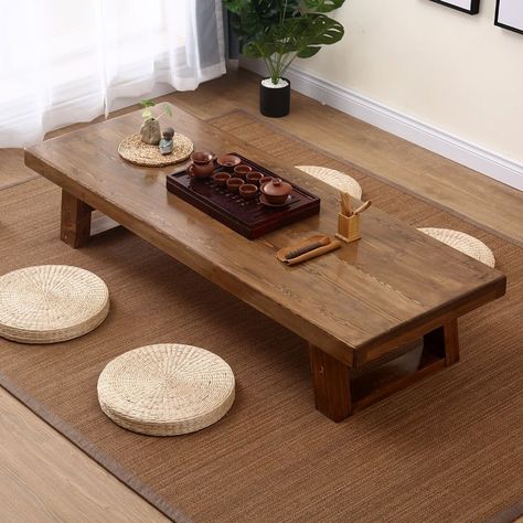 Floor Seating Dining Table, Balcony Gym Ideas Apartment, Floor Dining Ideas, Scandinavian Wood Furniture, Chabudai Japanese Style, Japanese Table Design, Low Table Decor, Japanese Style Living Room Small Spaces, Floor Table Ideas