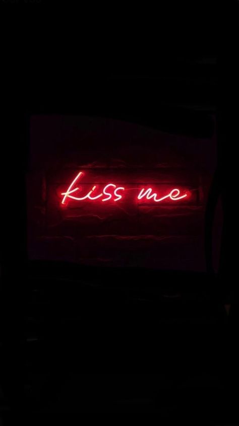 Neon Signs Wallpaper, Neon Signs Quotes, Neon Quotes, Neon Words, Red Neon, Wallpaper Red, Neon Aesthetic, Images Esthétiques, Iphone Wallpaper Vintage