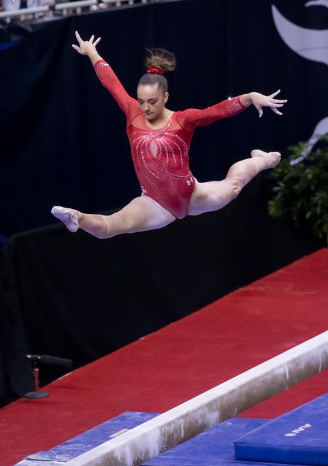 Maggie Nichols, Gymnastics Poses, Gymnastics Team, Usa Gymnastics, Gymnastics Pictures, Olympic Gymnastics, Artistic Gymnastics, Leap Of Faith, Women's Sports