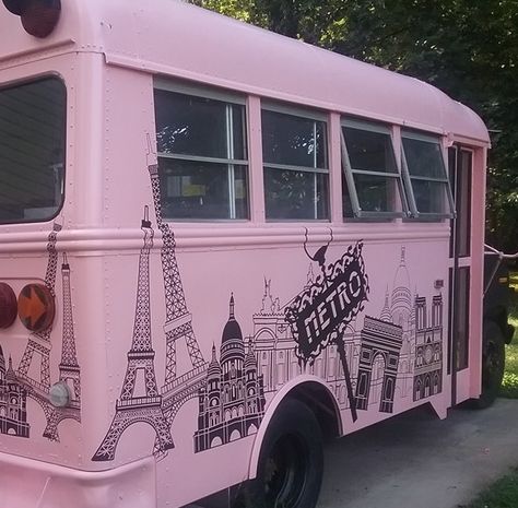 La Vie en Rose Food Truck - Crêpes and French Food on Wheels French Food Truck, France Food, Meals On Wheels, Rose Recipes, Food Truck Design, Crepe Recipes, Truck Design, French Food, Food Truck