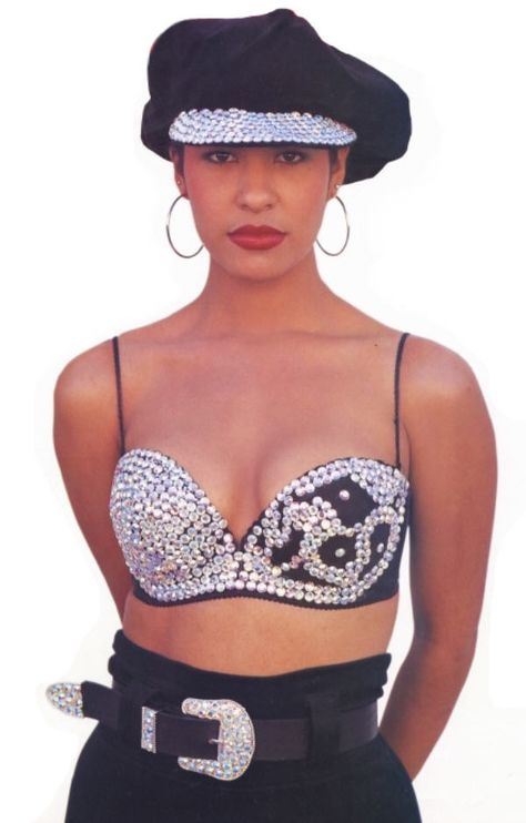 Selena | Selena in 1993. | hellboy_93 | Flickr Selena Bustier, Selena Quintanilla Costume, Lake Jackson Texas, Selena Costume, Bustier Outfit, Selena Quintanilla Birthday, Selena Quintanilla Videos, Selena Quintanilla Outfits, Singer Costumes