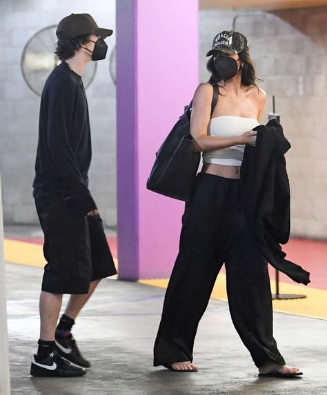 Kylie Jenner and Timothée Chalamet Photographed for First Time in 5 Months Enjoying Low-Key Movie Date Timothee Chalamet Kylie Jenner, Kylie Timothee, Kylie And Timothee, Kylie Jenner And Timothee Chalamet, Timothee Chalamet And Kylie Jenner, 2024 Ootd, Ootd Idea, Movie Date, At The Movies