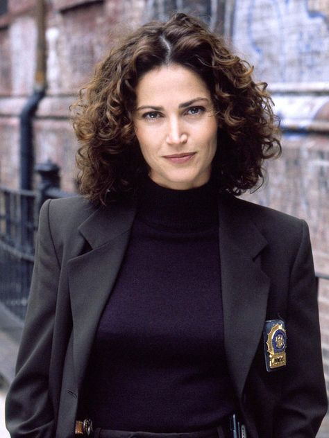 Kim Delaney Kim Delaney, Nypd Blue, Csi Miami, Best Electric Bikes, The Young And The Restless, Woman Personality, Child Actors, Young And The Restless, Special People