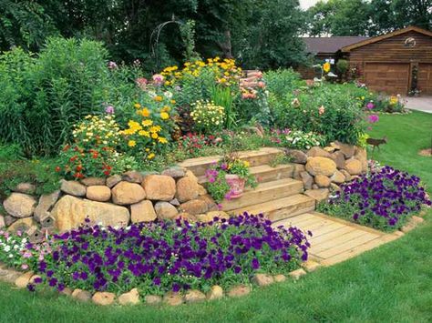 images of rock gardens for backyards | Creative centerpieces for backyard landscaping and garden designs Backyard Bed, Flower Furniture, Amazing Backyard, Garden Flower Beds, Rock Garden Design, Bed Chair, Landscape Design Plans, Mandala Tattoo Design, Garden Backyard