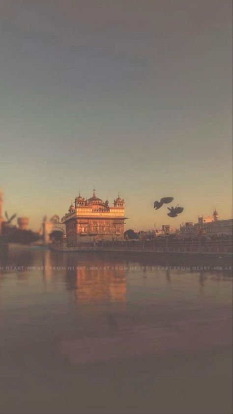 Harmandir Sahib Aesthetic, Waheguru Profile Pics, Sabar Shukar Quotes Punjabi, Ek Onkar Wallpaper Aesthetic, Waheguru Art, Ek Onkar Wallpaper, Golden Temple Aesthetic, Sikhism Wallpapers, Sikhism Aesthetic