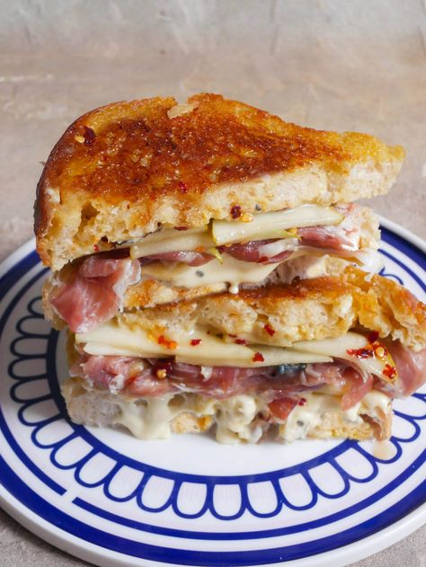 Triple Cream Brie & Hot Honey Toastie - Daen's Kitchen Grilled Cheese Recipes Gourmet, Gourmet Grilled Cheese, Sliced Pears, Grilled Cheese Recipes, Spicy Honey, Cheese Tasting, Hot Honey, Grilled Cheese Sandwich, Yummy Lunches