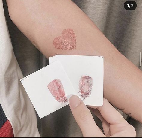 Cute Sister Tattoos, Maching Tattoos, Sisters Tattoo, Matching Sister Tattoos, Bff Tattoos, Delicate Tattoo, Matching Tattoo, Tattoo Feminina, Dainty Tattoos