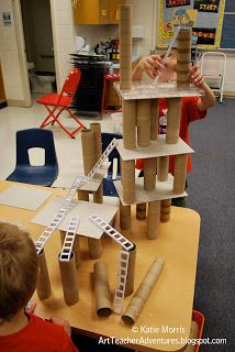 building with recycled materials - one activity of several in a lesson Building With Recycled Materials, Architecture Activities, Construction Theme Preschool, Preschool Construction, Construction Unit, Stem Building, Blocks Preschool, Construction Play, Block Center