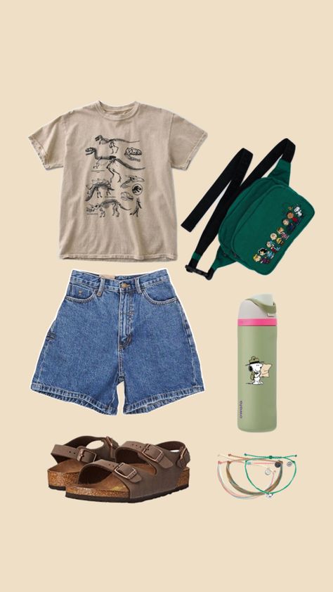 Oversized Graphic Tee Outfits, Thrift Bundle, Outfits With Shorts, Granola Outfits, Tee Outfits, Chill Outfit, Outfits Shorts, Wardrobe Makeover, Summer Hiking