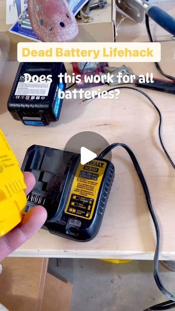 Tyrone Tse on Instagram: "Does this dead battery hack work for all batteries?" Handyman Hacks, Woodshop Ideas, Building Hacks, Battery Hacks, Ryobi Battery, Batteries Diy, Tool Tips, Diy Instagram, Carpentry Diy