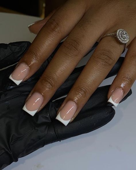 Black Woman Wedding Nails, Wedding Nails For Bride Black Women, Rings Engagement Black Women, Engagement Nails Black Women, Wedding Rings On Black Women Hands, Black Hand Nails, Wedding Nails For Bride Black, Black Hands Nails, Engagement Ring On Black Woman Hand