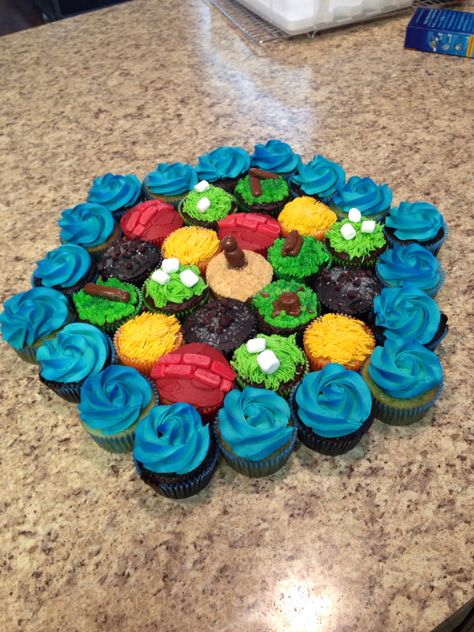 Settlers Of Catan Cupcakes, Settlers Of Catan Cake, Catan Cupcakes, Catan Party, Board Game Party, Settlers Of Catan, Dads Birthday, Creative Birthday Cakes, Creative Birthday