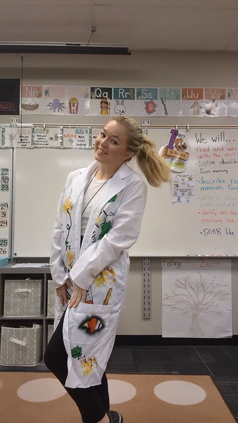 This lab coat costume was perfect for our scientist spirit day! I can't wait to pull it out again and again when we do hands-on science experiments. It also comes with a wig but I didn't use that part of the costume. Kids and other teachers loved it! Science Lab Coat, Lab Coat Costume, Mad Scientist Costume, Scientist Costume, Spirit Day, Science Lab, Mad Scientist, Science Experiments, Adult Costumes