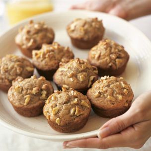 Banana-Buttermilk Muffins | Williams-Sonoma subbed in 200g whole grain GF flour and butter for oil. Buttermilk Banana Muffins, Buttermilk Muffins, Banana Buttermilk, Walnut Muffins, Buttermilk Recipes, Muffin Bread, Banana Nut, Banana Flavored, Banana Muffins