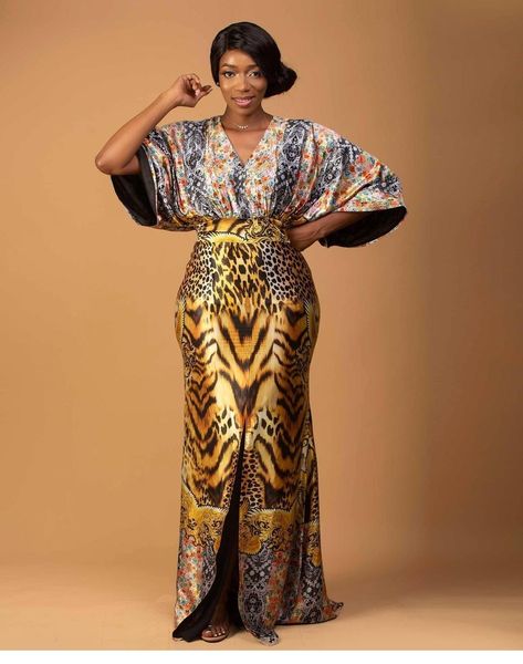 African Traditional Wedding Dress, Style Africain, Ankara Gowns, African Dresses For Kids, Best African Dresses, African Traditional Dresses, African Inspired Fashion, Power Dressing, Long Evening Gowns