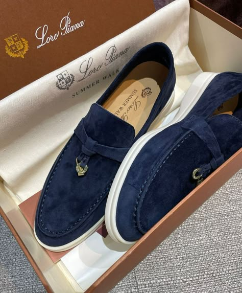 Loro Piana Summer Walk, Loro Piana Shoes, Luxury Loafers, Ysl Perfume, Luxury Fashion Brands, Italian Fashion Brands, Shoes Heels Classy, Italian Luxury Brands, Heels Classy