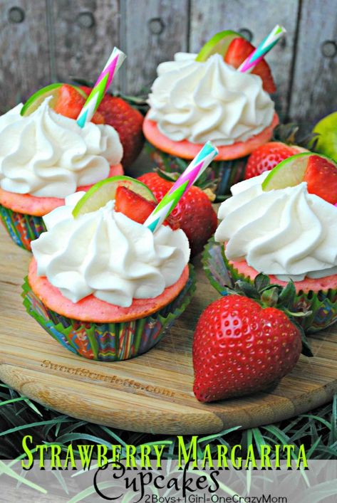 Strawberry Margarita Cupcakes With Tequila, Alcohol Cupcakes, Strawberry Margarita Cupcakes, Vodka Cupcakes, Alcoholic Cupcakes, Fancy Deserts, Margarita Cupcakes, Boozy Cupcakes, Tequila Recipe