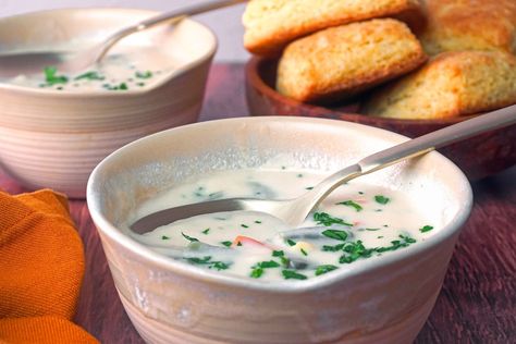 Stampede Soup, Comfort Soup, Vegan Soups, Xmas Cookies, Cat Recipes, Creamy Soup, Cookies Recipes, Bowl Of Soup, Easy Soups