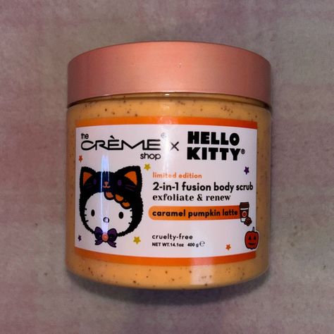 Hello Kitty X Crme Shop Limited Edition Fall Halloween Body Scrub Exfoliate & Renew Carmel Pumpkin Latte Brand New Never Used Fall Body Scrub, Fall Scrubs, Preppy Halloween, Fall Wishlist, Boo Baskets, Monster Crafts, Beautiful Butterfly Photography, Boo Basket, Pumpkin Caramel