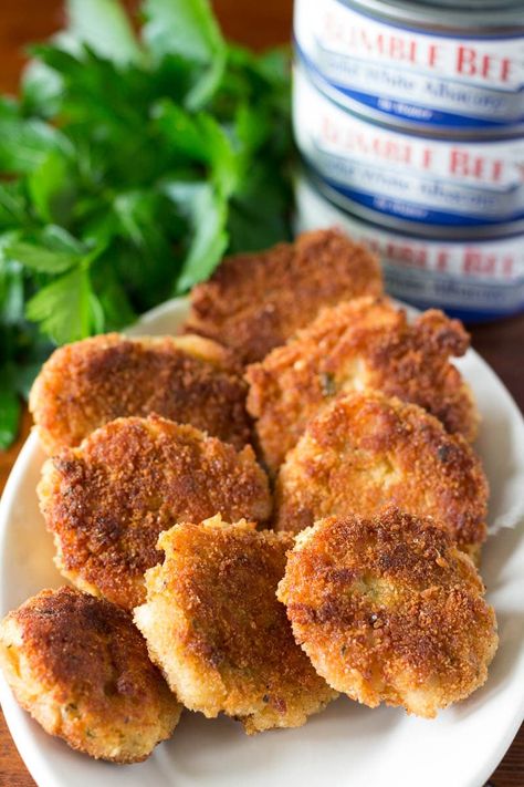 Frugal Cooking, Tuna Patties, Tuna Cakes, Meals Ideas, Healthy Pasta, Scallop Recipes, Tuna Recipes, Fish Recipe, Treat Ideas