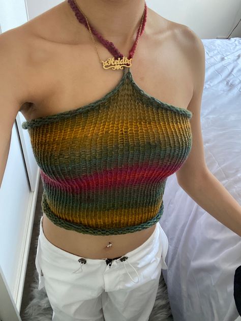 #festivalvibes #festivaloutfits #knittedhalter Knitted Halter Top, Chunky Knit Top, Y2k Rainbow, Knitted Rainbow, Retro 2000s, Crochet Cozy, Crochet Halter, Knitted Tops, Summer Knitting