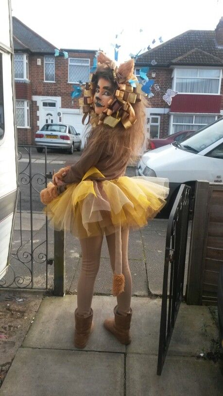 Book Day Costume. Butterfly Lion Lion Halloween Costume Women, Lion Fancy Dress, Carnaval Kids, Lion Halloween Costume, Costume Carnaval, Book Day Costumes, Butterfly Books, Diy Kostüm, Homemade Costumes