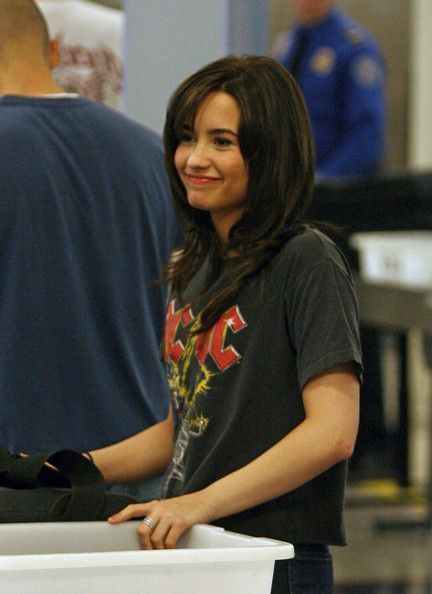 Demi Lovato 2009, Demi Lovato Young, Demi And Joe, Demi Lovato Body, Aj Mclean, Pink Grunge, Smokey Robinson, Camp Rock, Cleveland Clinic